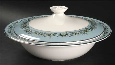 Harmony Round Covered Vegetable