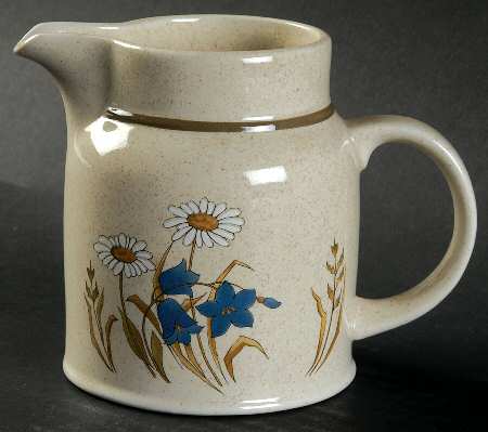 Hill Top Creamer