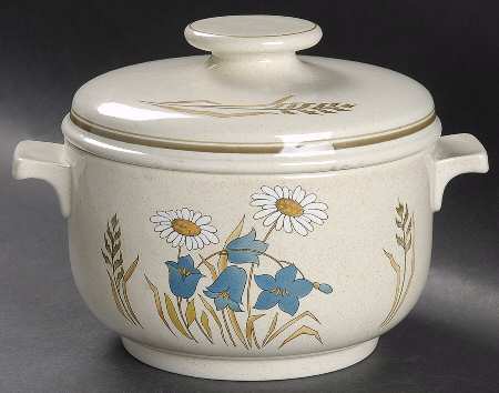 Hill Top 1.25 Qt Round Covered Casserole