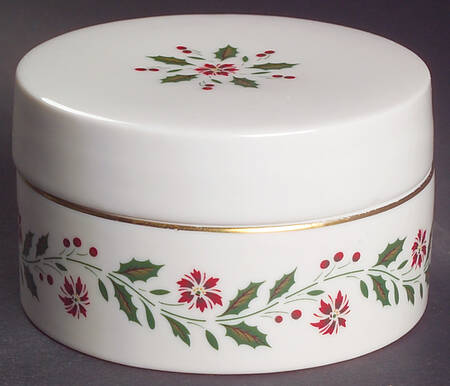 Holly Round Box & Lid