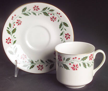 Holly Flat Cup & Saucer Set