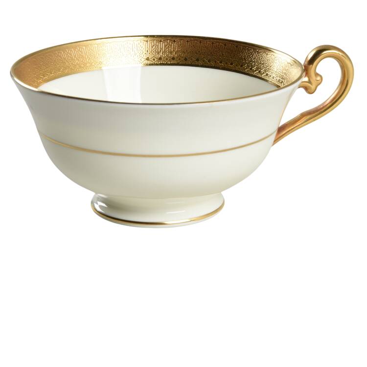 Holyrood Footed Cup