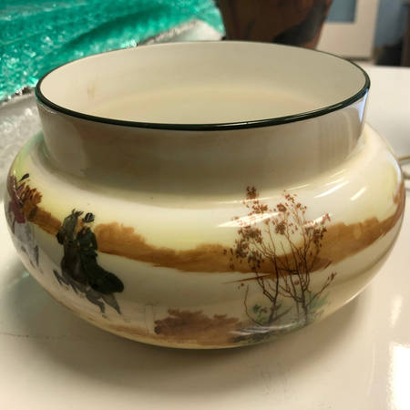 Hunting (John Peel, Bone) Bowl Vase