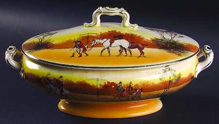 Hunting (John Peel, Bone) Oval Covered Vegetable