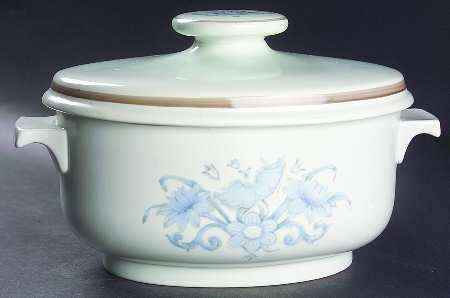 Inspiration 2 Quart Oval Covered Casserole