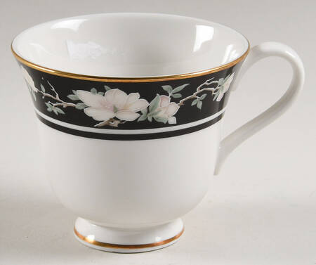 Intrigue Footed Cup