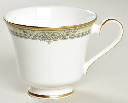 Isabella (Original Shape) Footed Cup