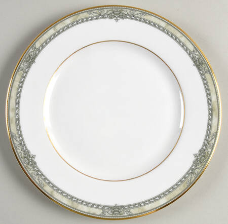 Isabella (Original Shape) Luncheon Plate