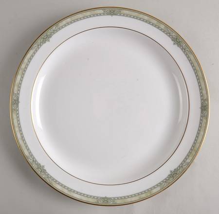 Isabella (Original Shape) 13" Chop Plate (Round Platter)
