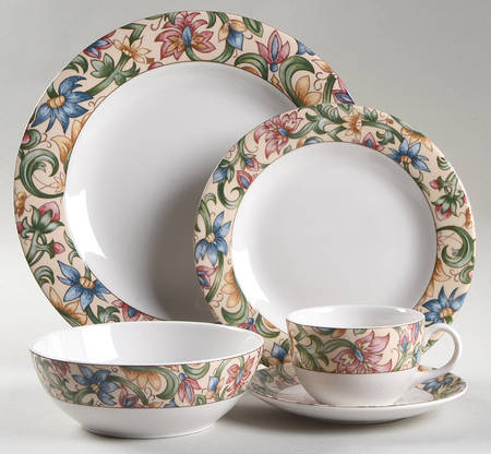 Jacobean 40  Piece Estate Set