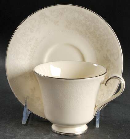 Jennifer Footed Cup & Saucer Set