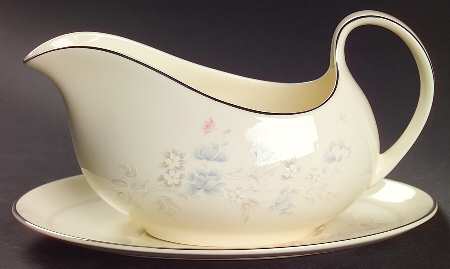 Jessica Gravy Boat & Underplate