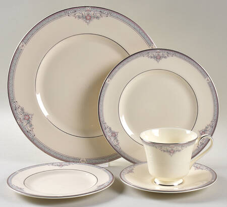 Jillian 5 Piece Place Setting