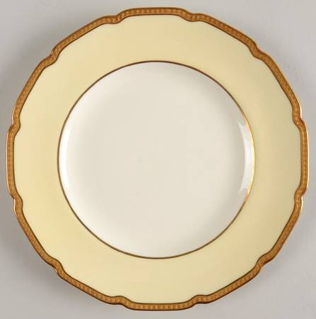 The Jubilee (V1641) Salad Plate