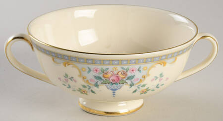 Juliet Footed Cream Soup Bowl