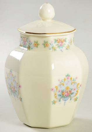 Juliet Octagonal Jar & Lid