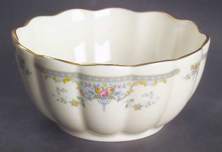 Juliet Petal Bowl
