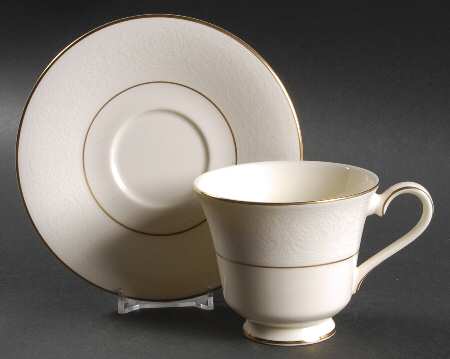 Julianne Footed Cup & Saucer Set