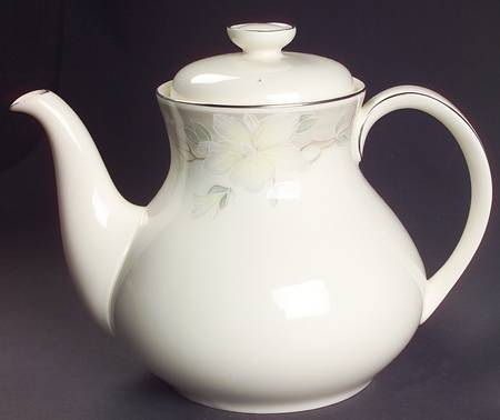 Kathleen Teapot & Lid