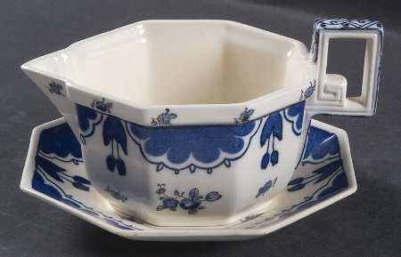 Kay Gravy Boat & Underplate