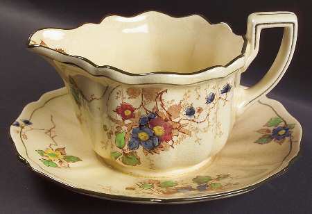 Kew Gravy Boat with Attached Underplate
