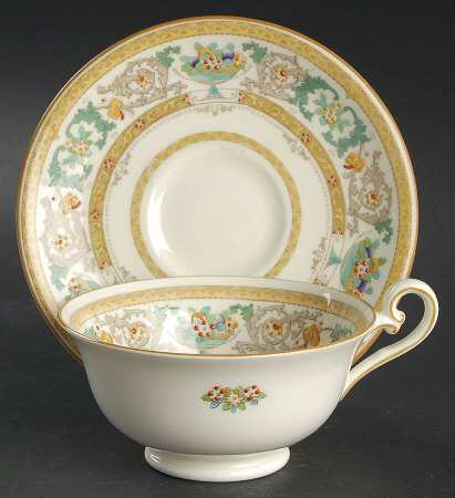 The Killarney (Thick Verge Line) Footed Cup & Saucer Set