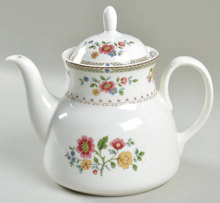 Kingswood Teapot & Lid