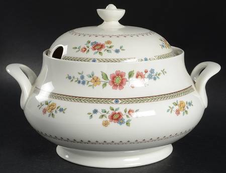 Kingswood Tureen & Lid