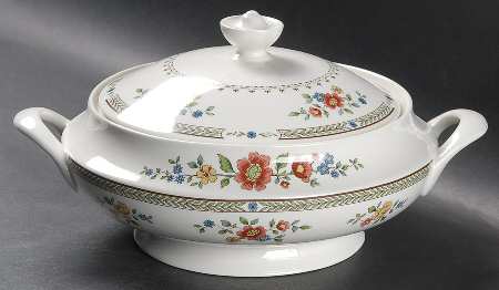 Kingswood Round Covered Vegetable by Royal Doulton
