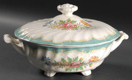 Kingswood Round Covered Vegetable