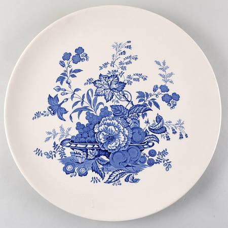 The Kirkwood Blue 15" Chop Plate (Round Platter)