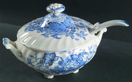 The Kirkwood Blue Tureen & Lid w/Ladle