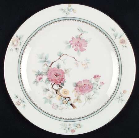 Kismet by Royal Doulton