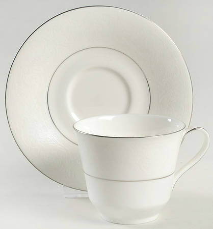 Lace Point Flat Cup & Saucer Set