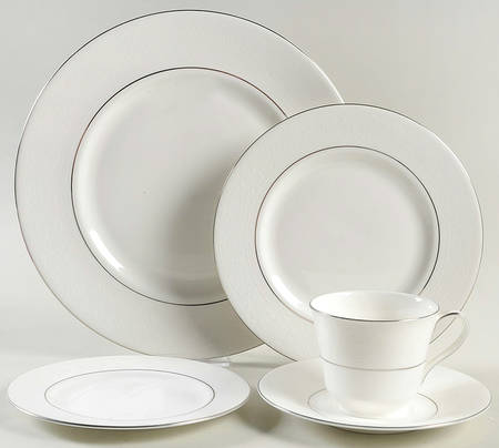 Lace Point 5 Piece Place Setting