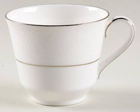 Lace Point Flat Cup