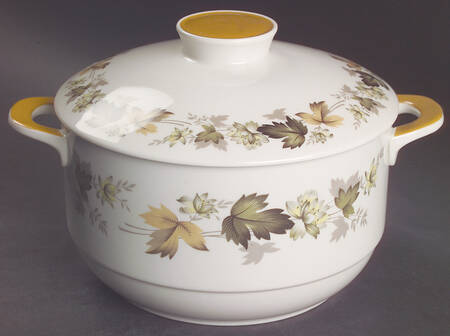 Larchmont 2.5 Qt Round Covered Casserole