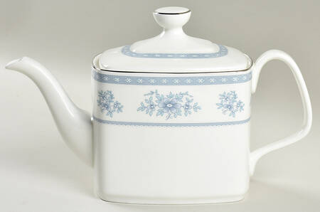 Laureate Teapot & Lid