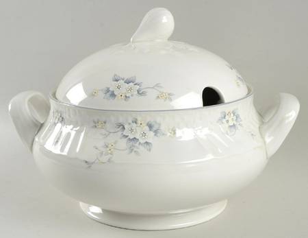 Lausanne Tureen &  Lid