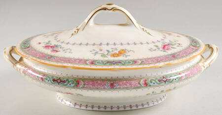 Lilian Oval Covered Vegetable