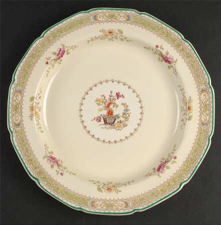 Lillian (Scalloped) 12" Chop Plate (Round Platter)