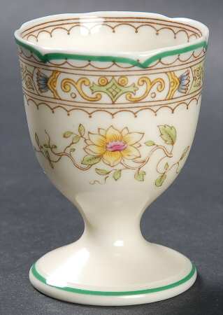 Lillian (Scalloped) Single Egg Cup