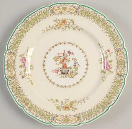 Lillian (Scalloped) Salad Plate