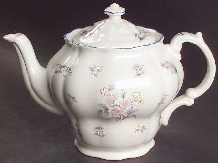 Lincoln Teapot & Lid