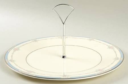 Lisa Round Serving Plate with Handle (DP)