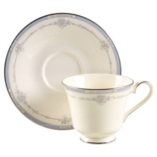 Lisa Footed Cup & Saucer Set