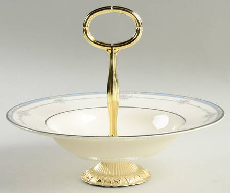 Lisa 6"-7" Handled Footed Nut Dish HC