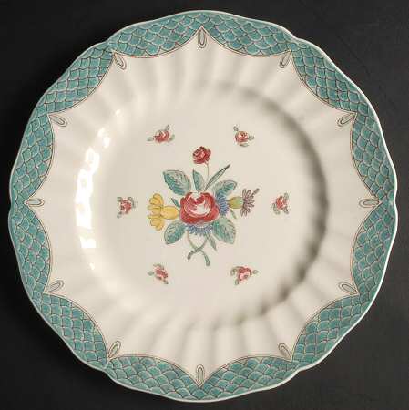 Lowestoft Bouquet Luncheon Plate