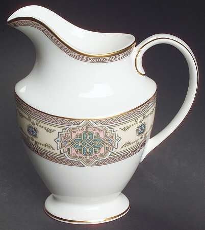 Longwood Creamer