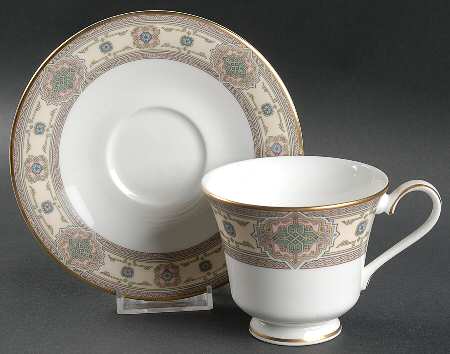 Longwood Footed Cup & Saucer Set